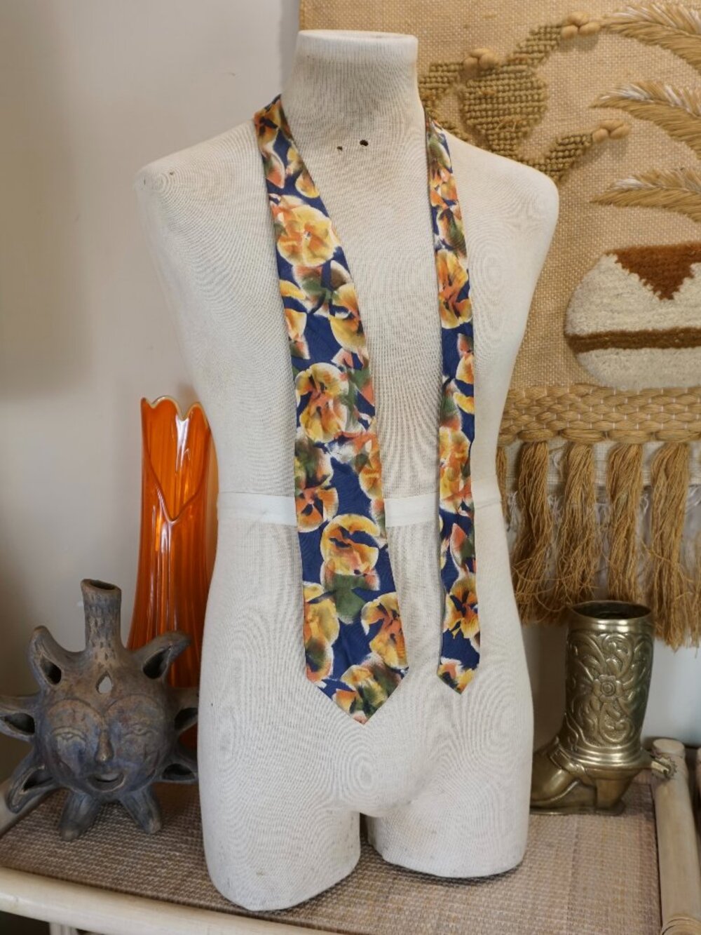 Vintage Hugo Boss silk abstract floral neck tie